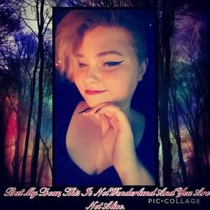 Meet your Posher, Holly